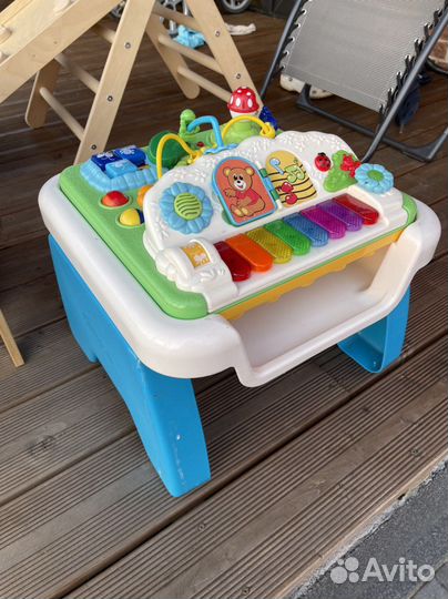 Развивающий столик chicco