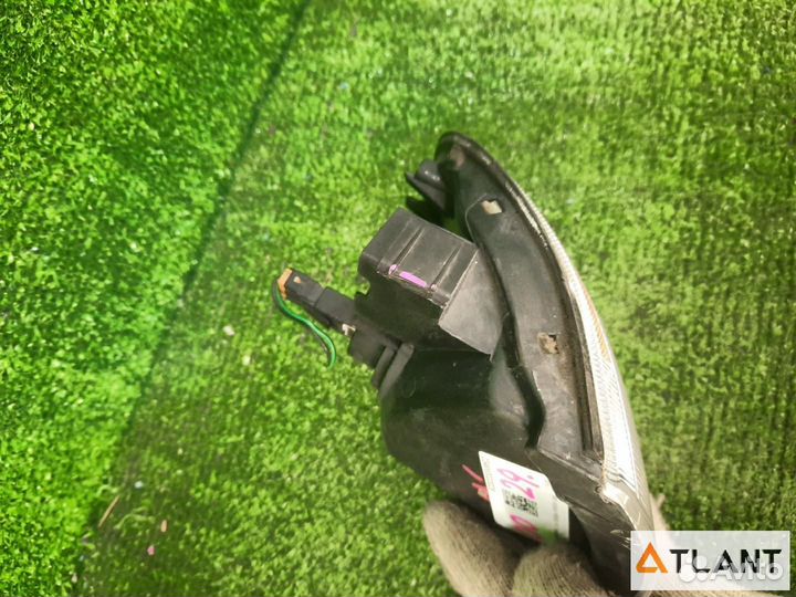 Габарит передний левый nissan presea