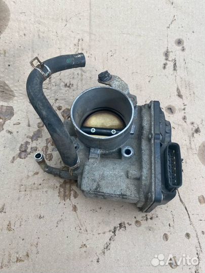 Дроссельная заслонка Suzuki Grand Vitara 2 2.0 MT