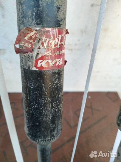 Стойки задние мазда демио