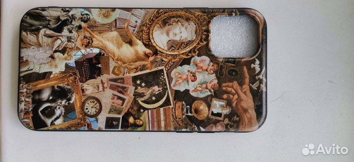 Чехол на iPhone 11