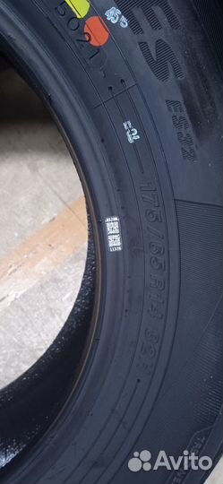 Yokohama BluEarth-ES ES32 175/65 R14