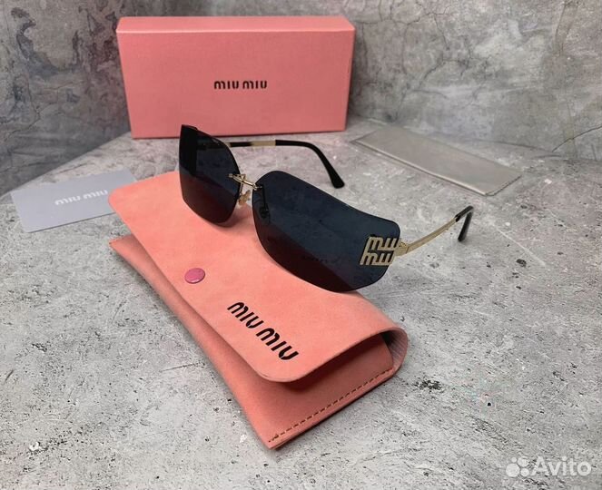 Очки Miu Miu с фyтляром