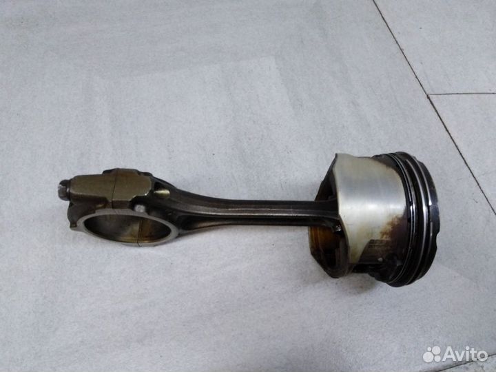 Поршень с шатуном 7700110768