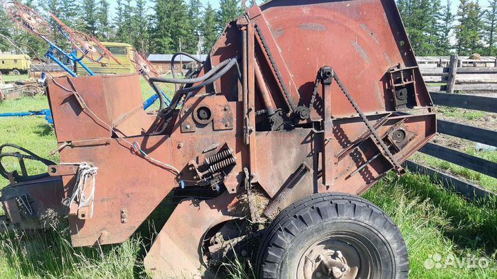 Пресс-подборщик Рязанский комбайновый завод ПР-200, 1990