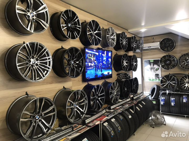 Разноширокие диски BMW R20