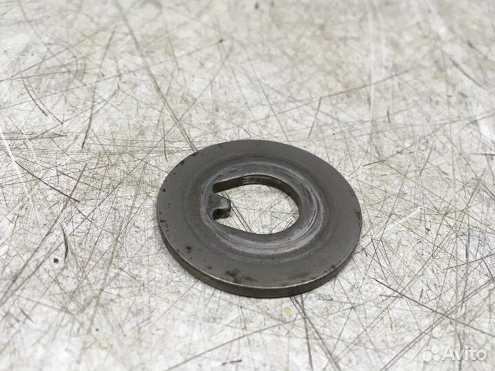 Шайба задней ступицы упорная Audi 100 C4