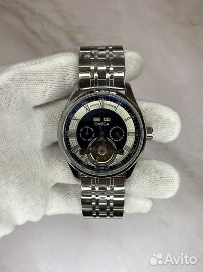 Часы Omega механические