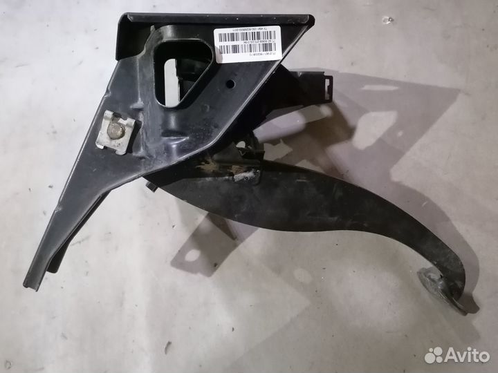 Педальный узел LADA Granta