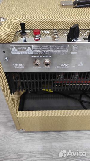 Комбик Peavey Classic 30