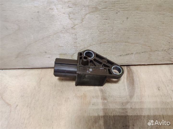 Датчик удара Audi A4 B8