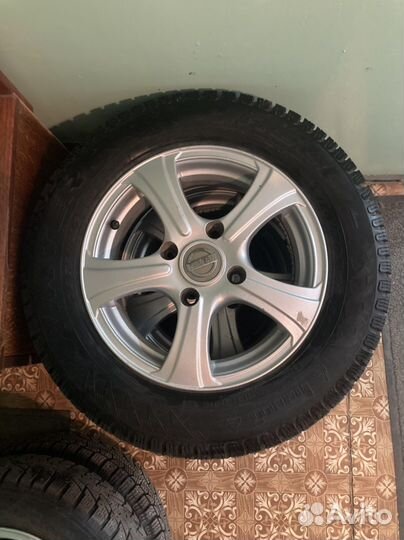 Pirelli Winter Carving 175/70 R14 84T