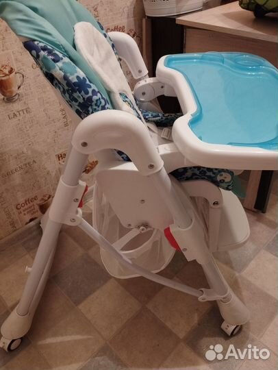 Детский стульчик для кормления