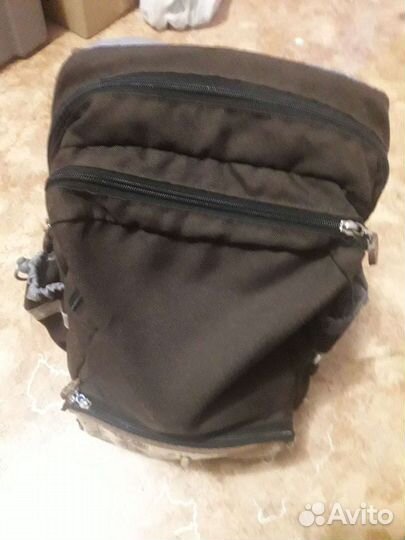 Портфель (рюкзак)