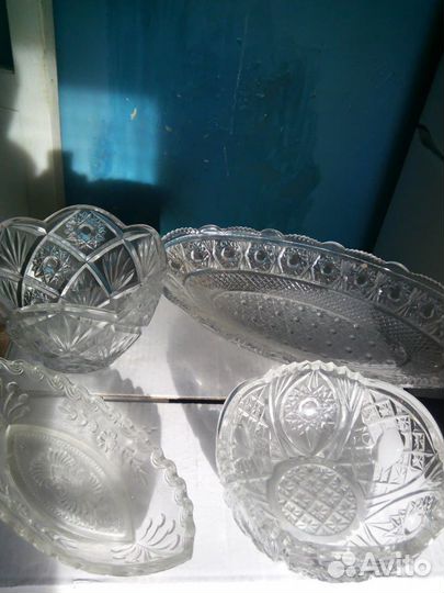 Вазы хрустальные и стекло