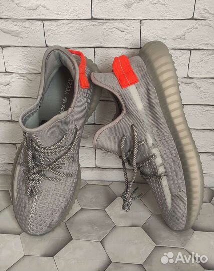 Кроссовки мужские летние adidas yeezy boost V2 350