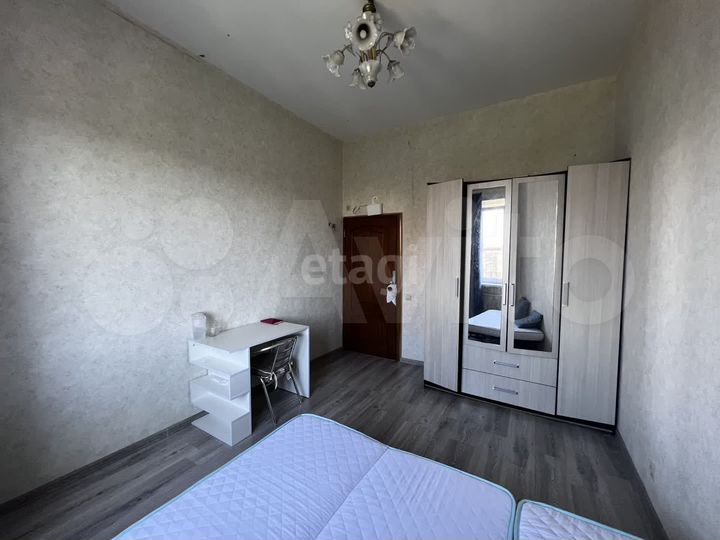 Комната 12,6 м² в 3-к., 8/8 эт.