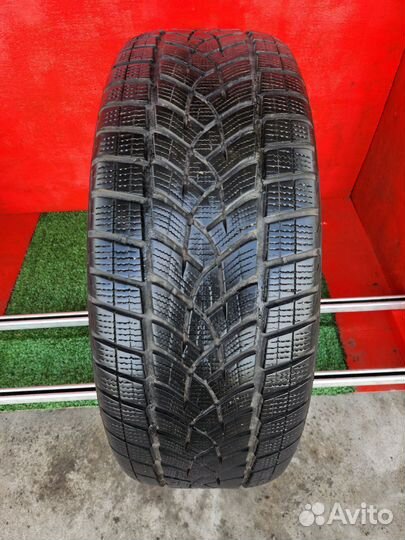 Goodyear UltraGrip Ice 235/55 R19