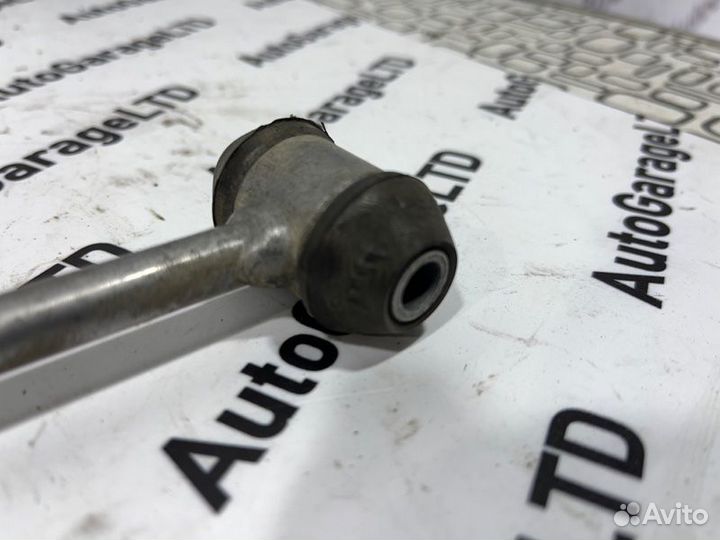 Стойка стабилизатора задняя правая Mercedes-Benz