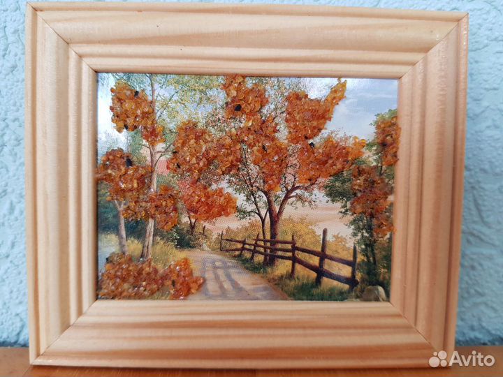 Картины с янтарём