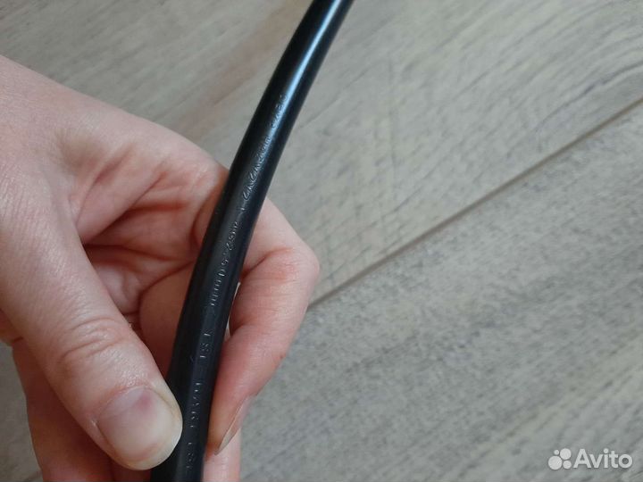 Кабель с индукционной варочной панели