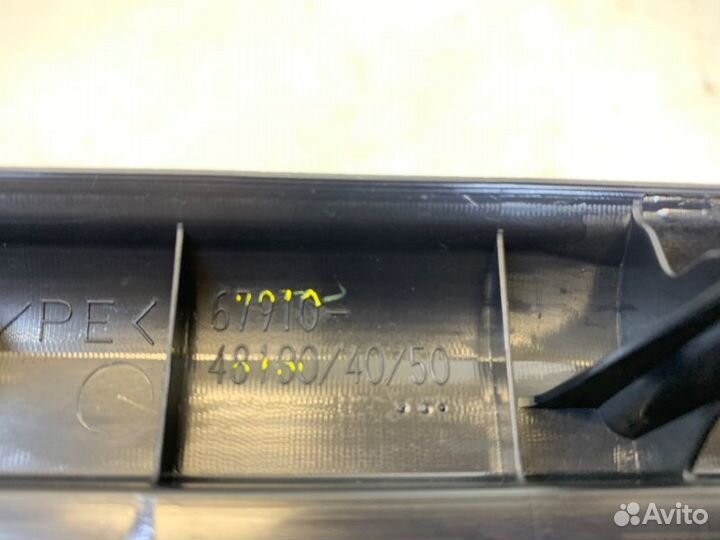 Накладка порога передняя правая Lexus Rx 4