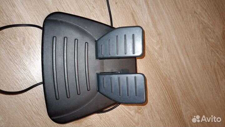 Руль и педали для игр