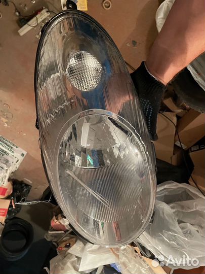 Фары Nissan Micra k12 левая и правая