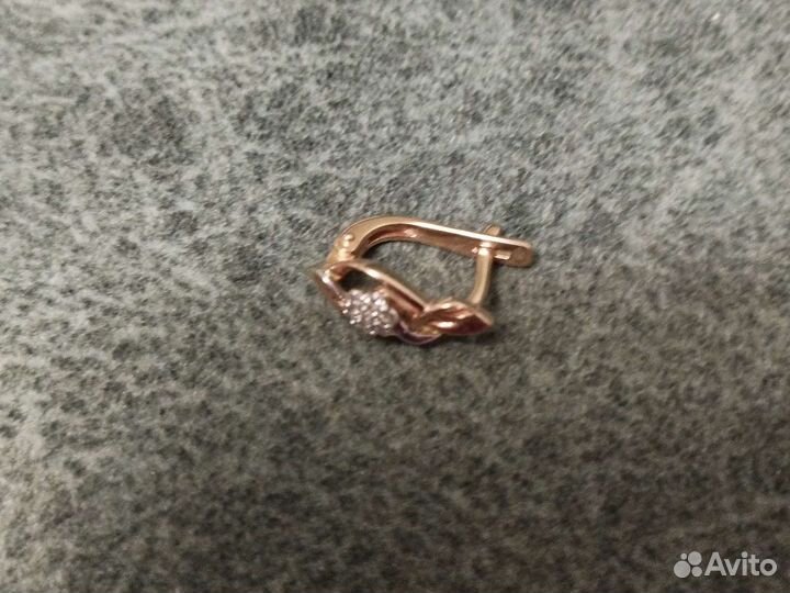 Золотые серьги с бриллиантами