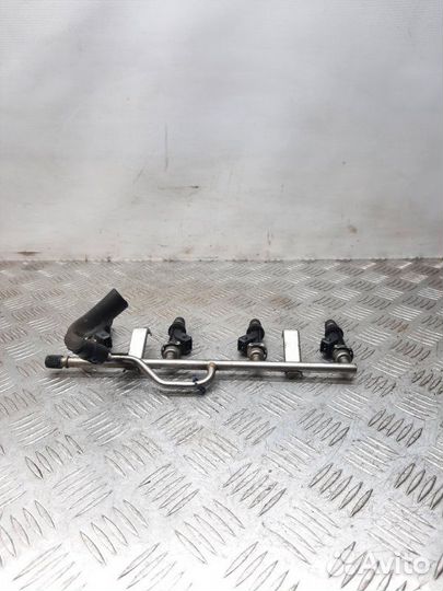 Топливная рампа Opel Astra H хэтчбэк 5 дв. 1.6