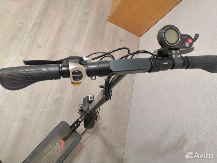 Электросамокат Sealup