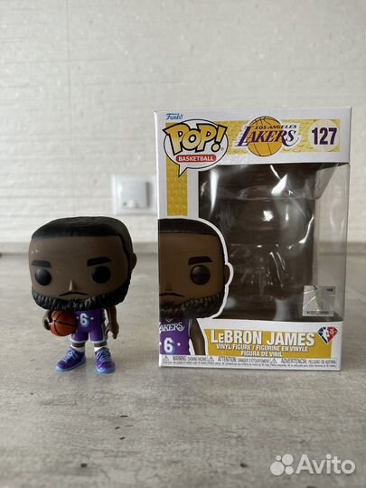 Funko pop NBA LeBron James