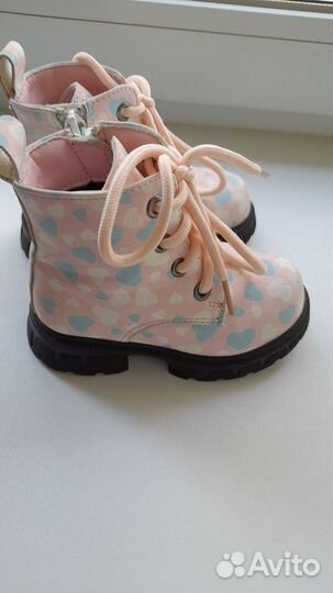 Сапожки для девочки демисезонные. Размер 22