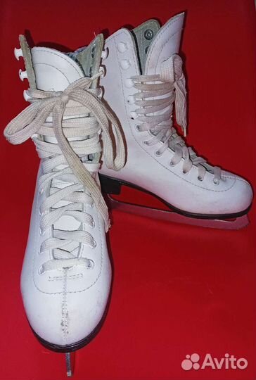 Коньки фигурные 35 размер