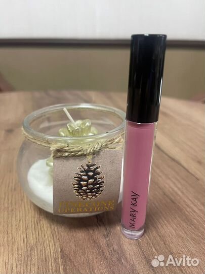 Блеск для губ Mary Kay глянцевый