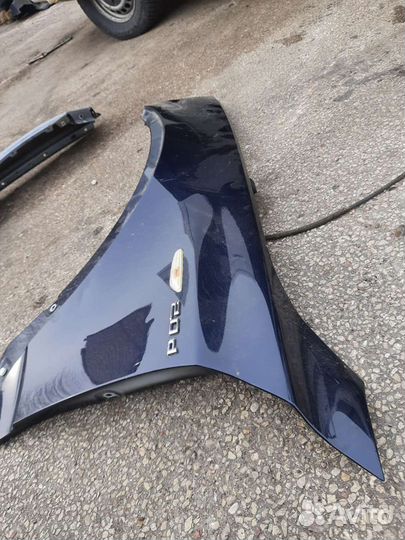 Крыло передние бмв х3 е83 2009г