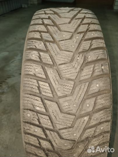 Hankook Winter I'Pike 205/65 R16