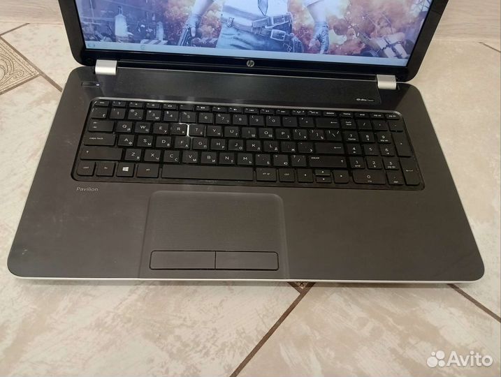 Огромный HP 17.3 AMD A10 4600 8гб 8670