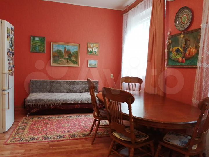 3-к. квартира, 116 м², 1/4 эт.
