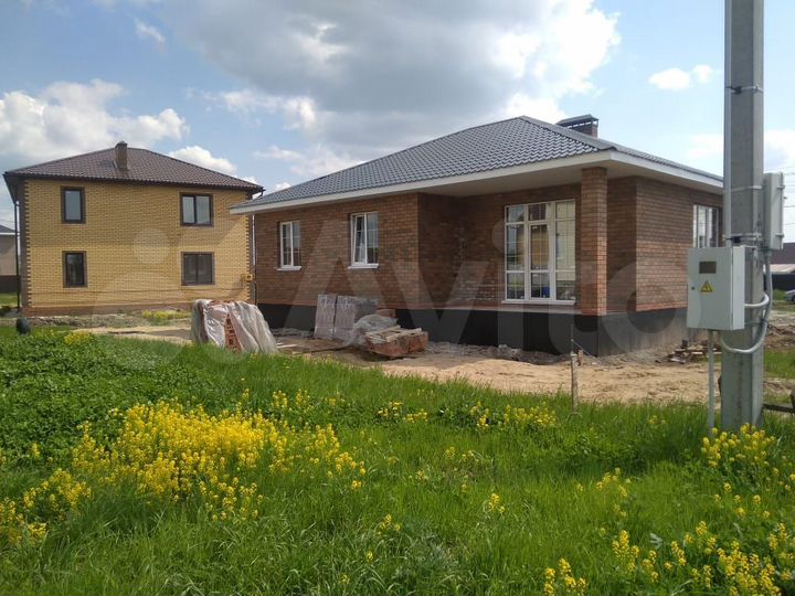 Коттедж 111 м² на участке 5,4 сот.