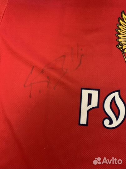 Хоккейный свитер с автографами