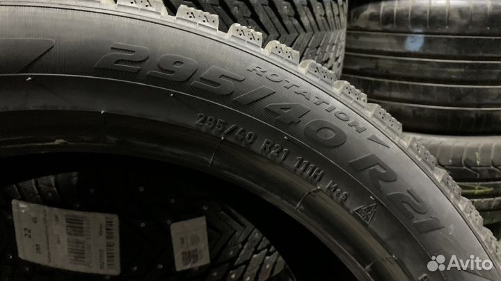 Pirelli Ice Zero 295/40 R21 111H