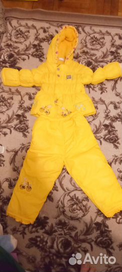 Куртки и костюмы для девочек