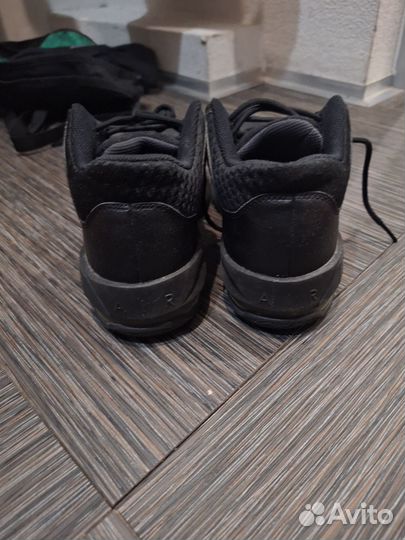 Кроссовки мужские jordan 38,5