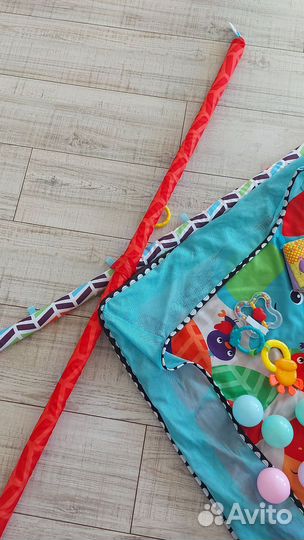 Развивающий коврик