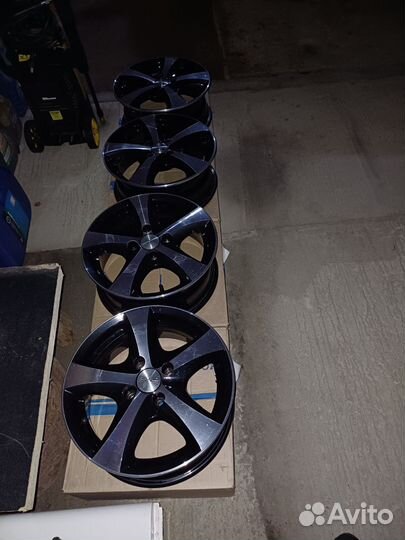Литые диски r14 на ваз 4 98 бу