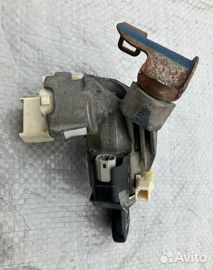 Замок зажигания Toyota Mark X