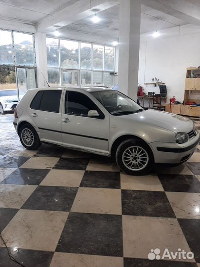 Volkswagen Golf 2.0 МТ, 2000, 319 926 км
