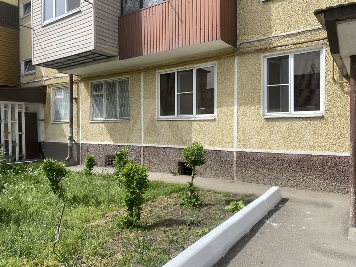 2-к. квартира, 46 м², 1/5 эт.
