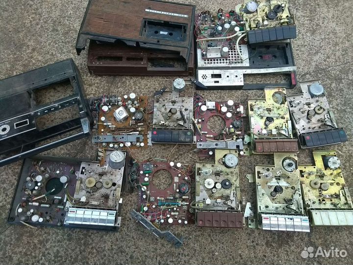 Комплекты к кассетным магнитофонам